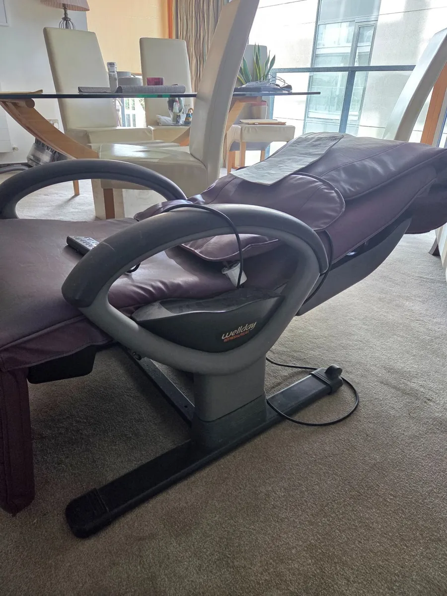 Massage Chair - Image 3