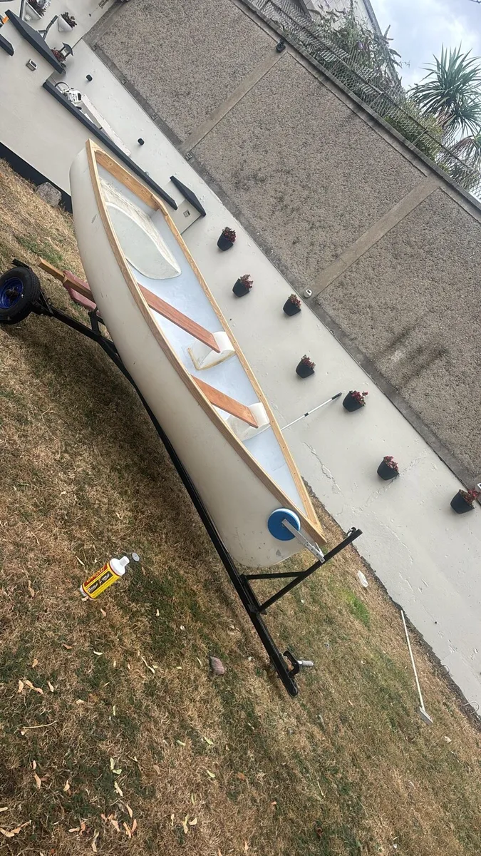 Boat,engine and trailer - Image 2