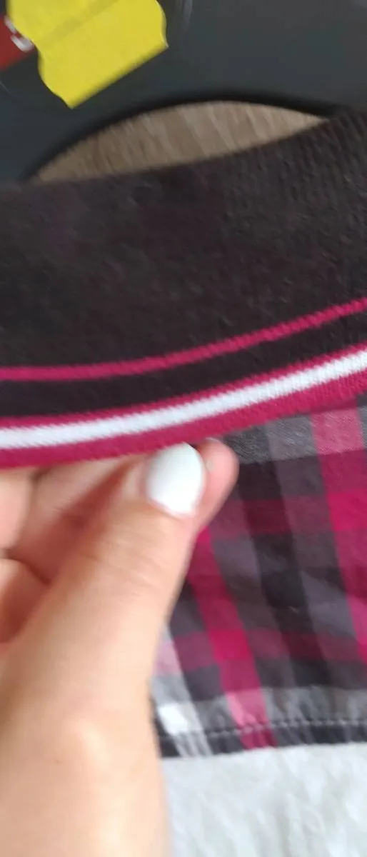 Shirt size fits SM m - Image 3