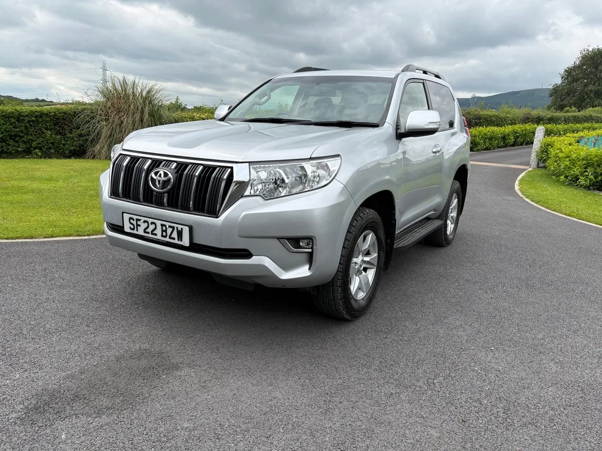 2022 Toyota Landcruiser Commercial Auto - Image 2