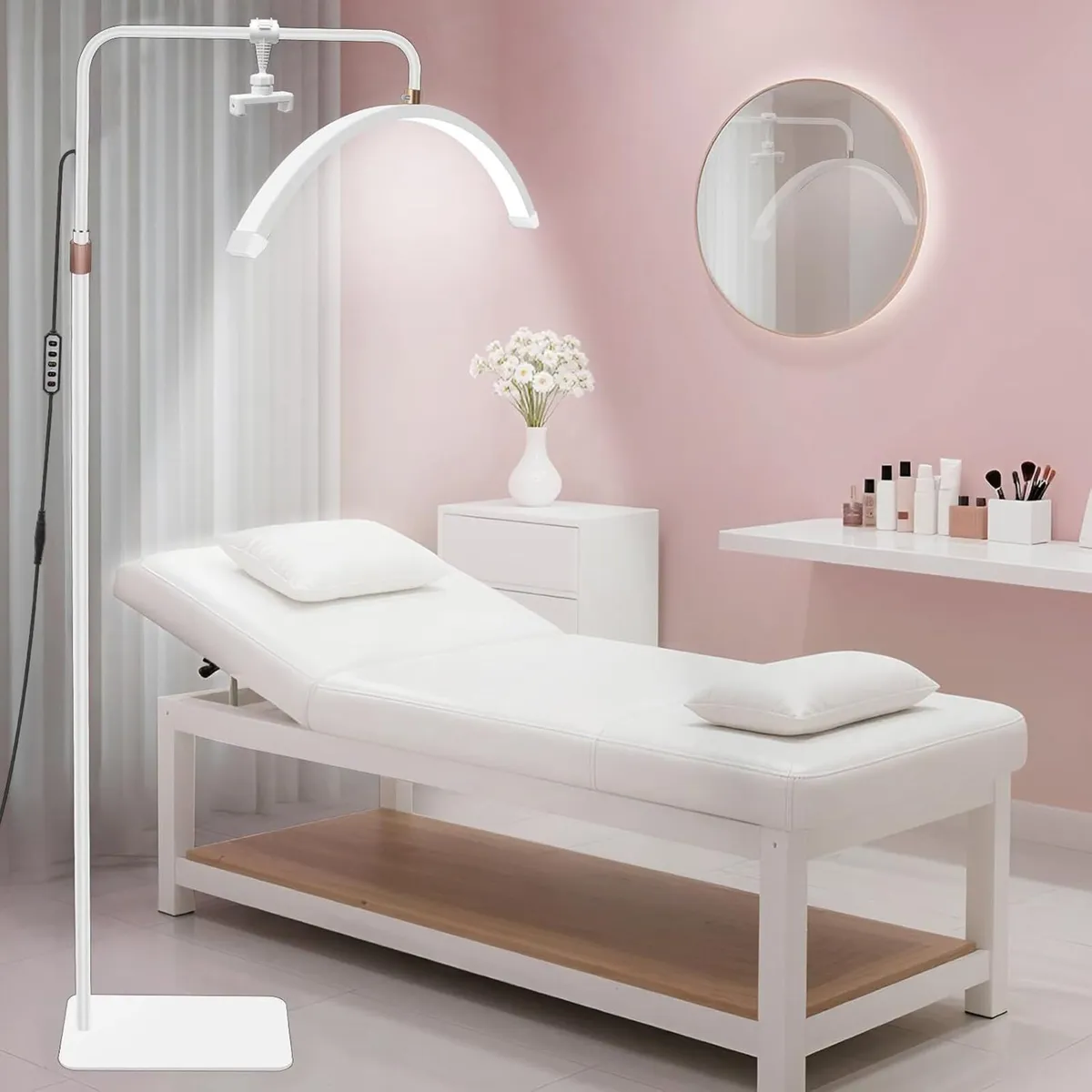 Half Moon Lash Light: LED Eyelash Lamp - Image 1