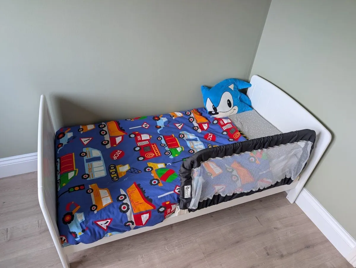 Kid's bed - Image 1