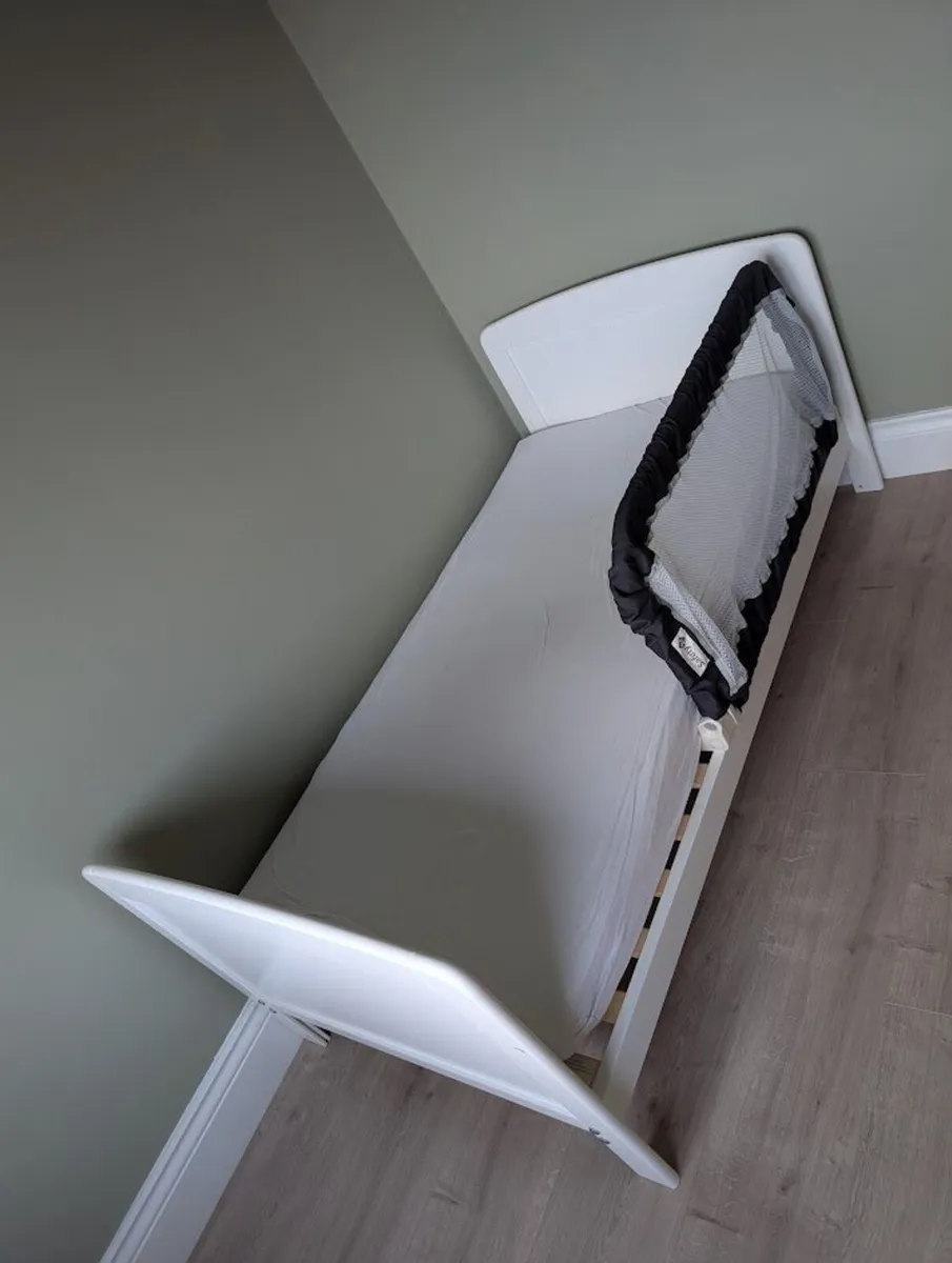 Kid's bed - Image 3