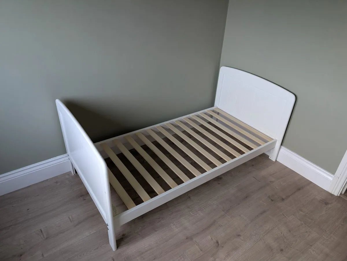 Kid's bed - Image 2