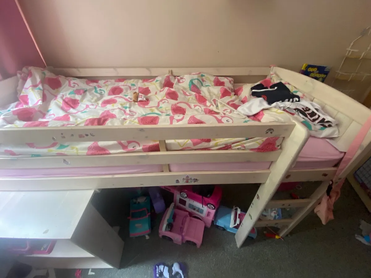 Mid sleeper single bed - Image 4