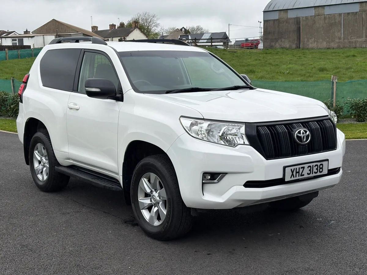 2020 Toyota Landcruiser Commercial - Image 3