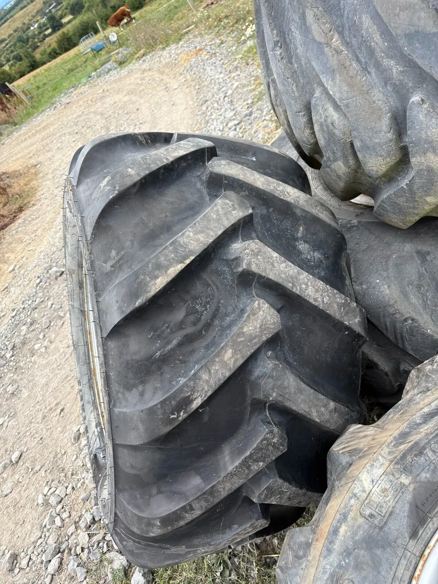 Baler wheels - Image 1