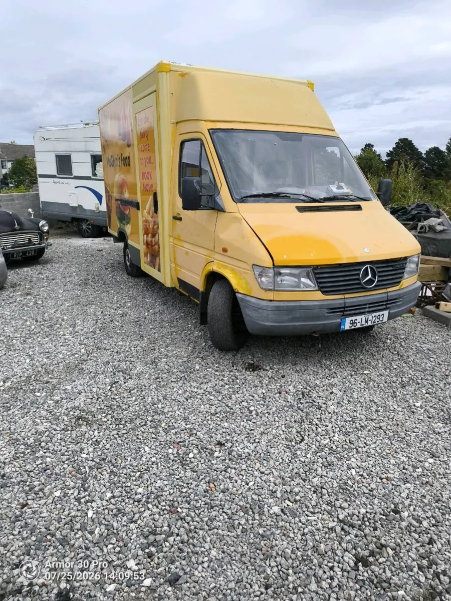 Mercedes sprinter food truck project - Image 2