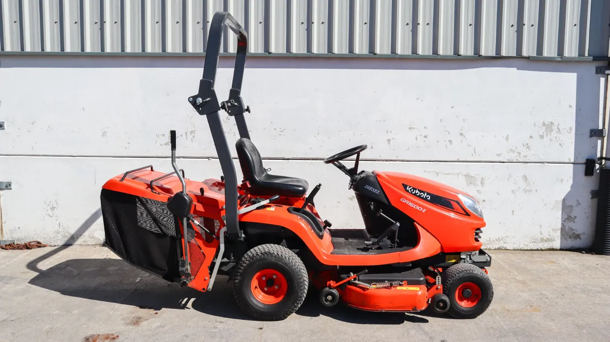 2024 Kubota GR1600-II Lawnmower - Image 4