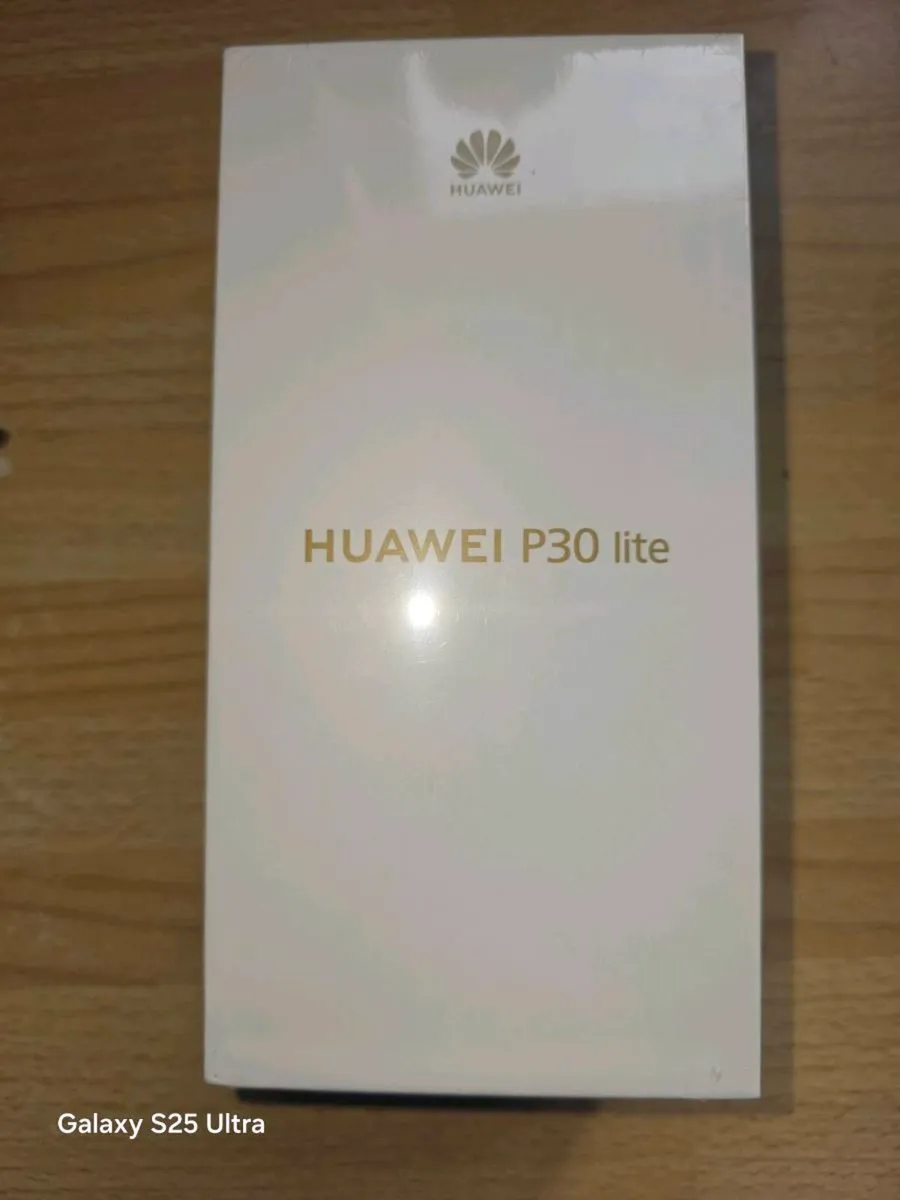 Phone - Image 1