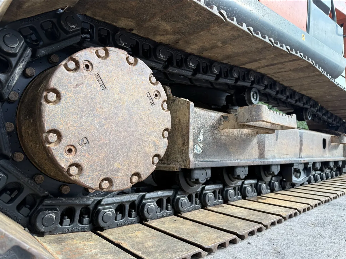 Supplied & Fitted @ Undercarriage Ireland - Image 4