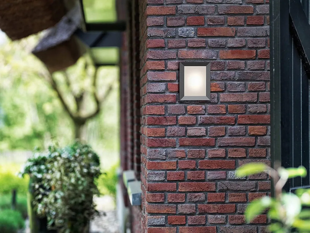 LED Outdoor Wall Light 5.5W 700 Lm 2 - Image 2
