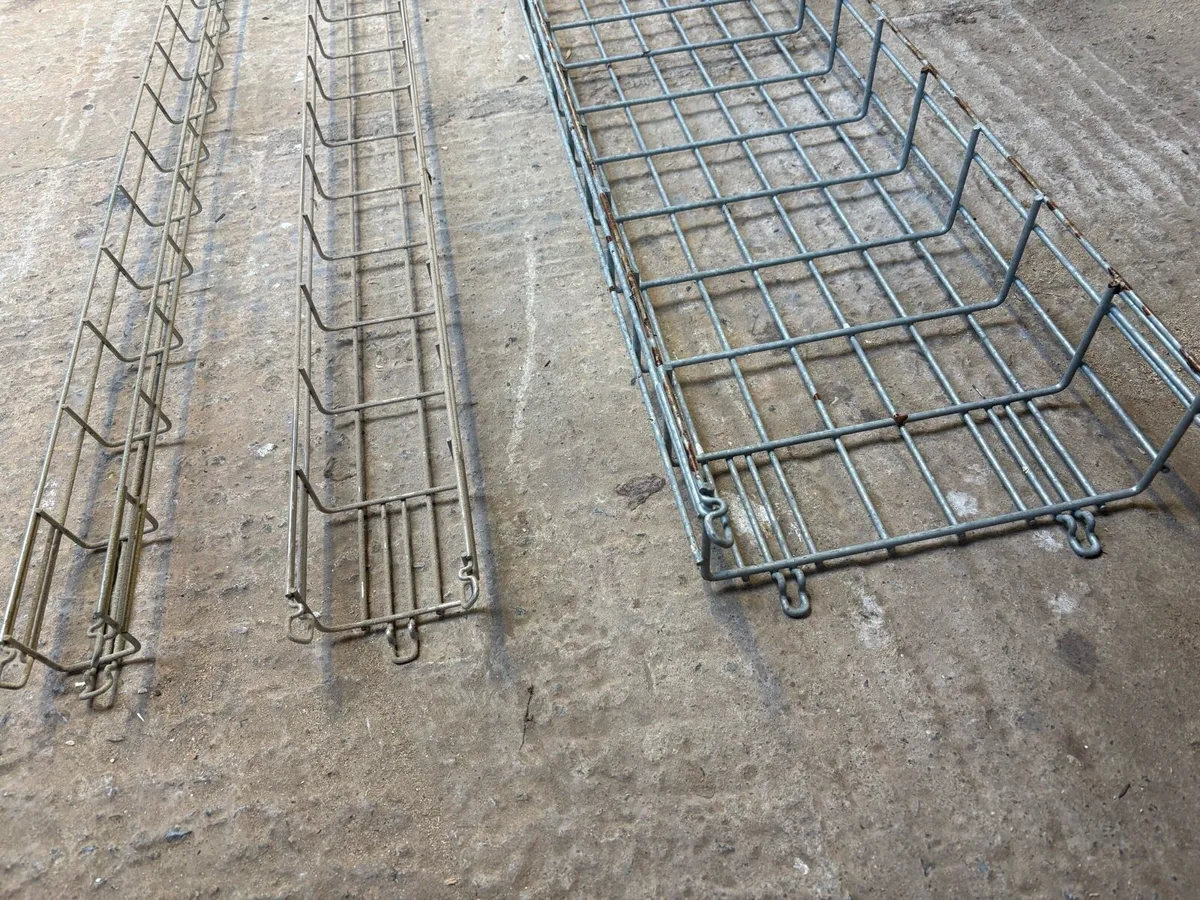 Electrical wire track - Image 3
