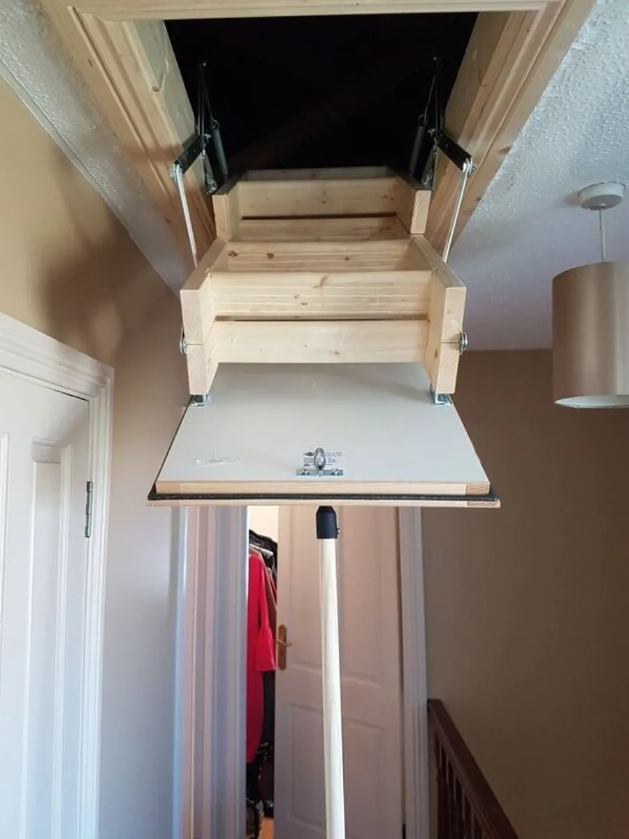 Attic ladder and storage - Image 2