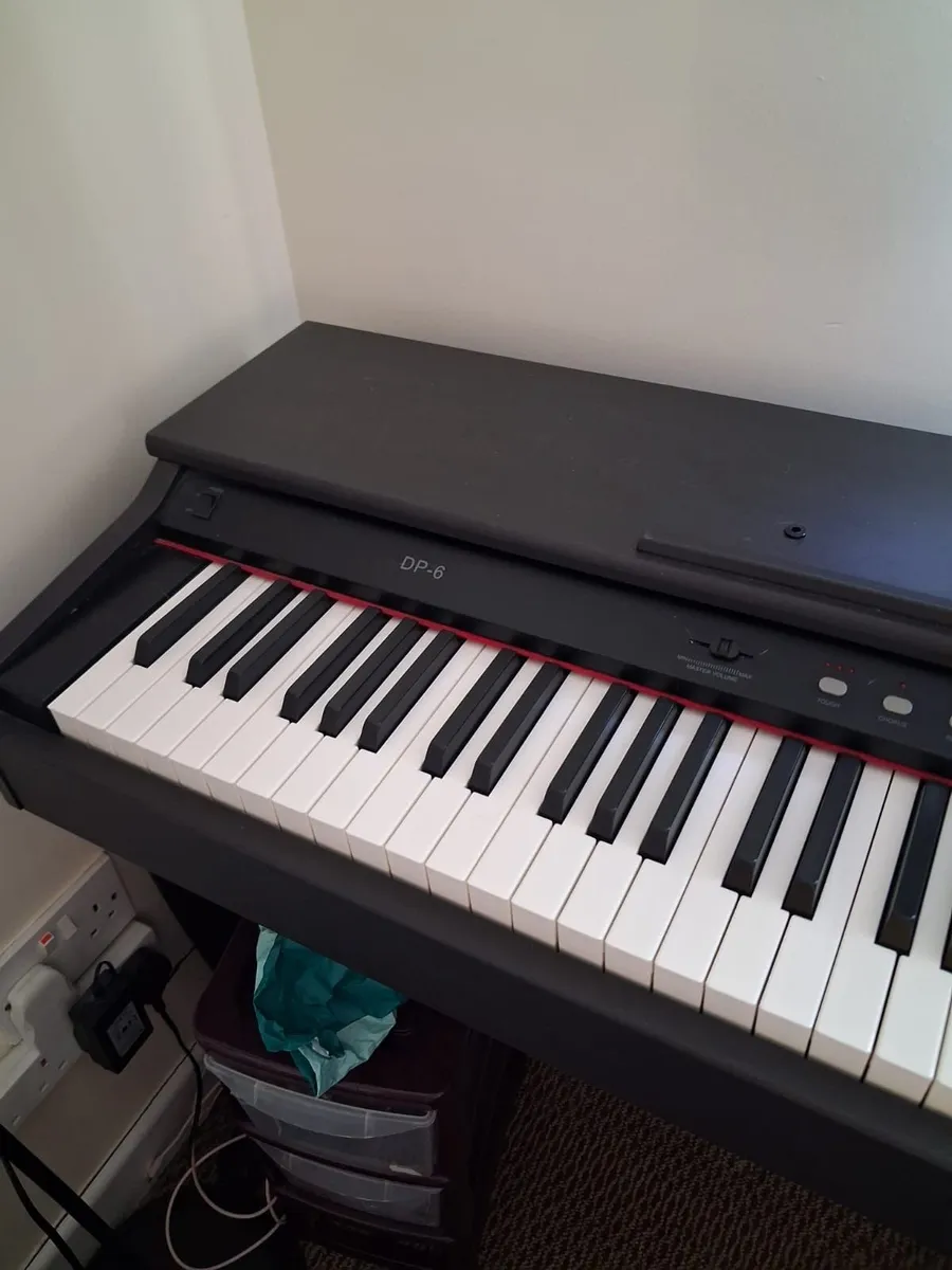 Digital piano - Image 1