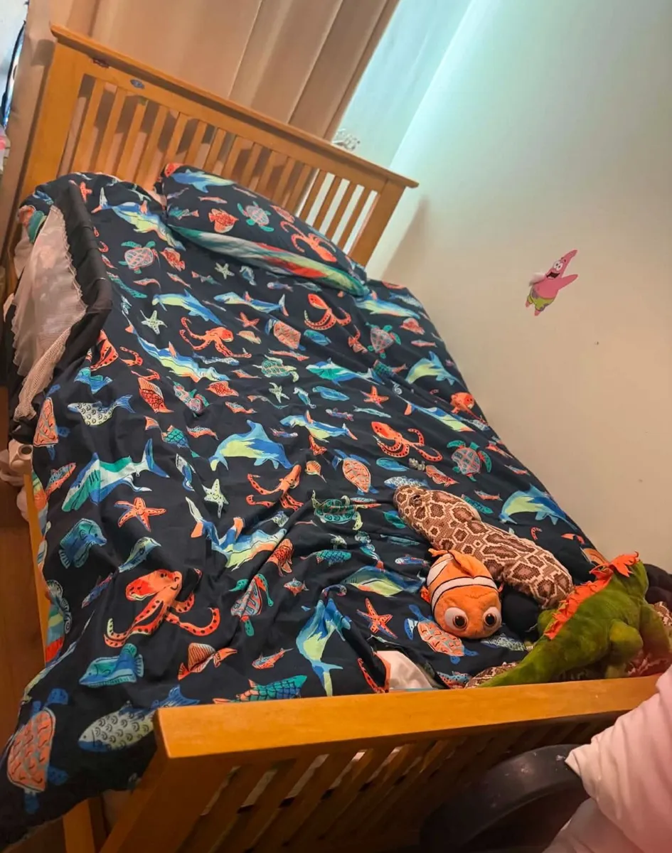 Bed 4ft