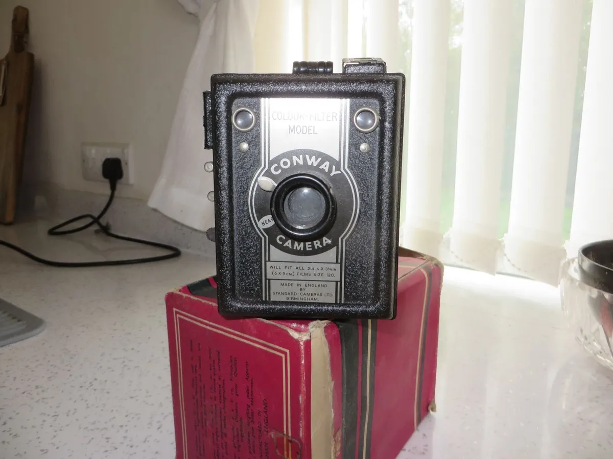 Vintage Conway Box Camera. - Image 3
