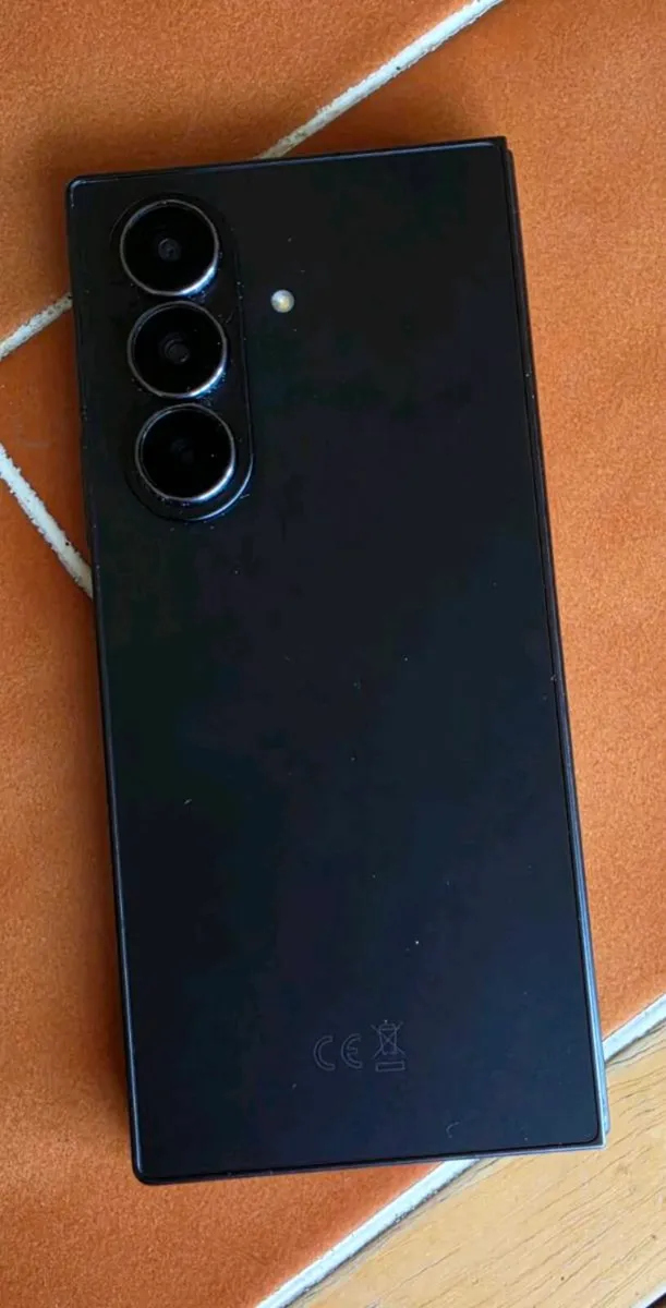 Samsung Galaxy Z Fold 7 512GB - Image 4