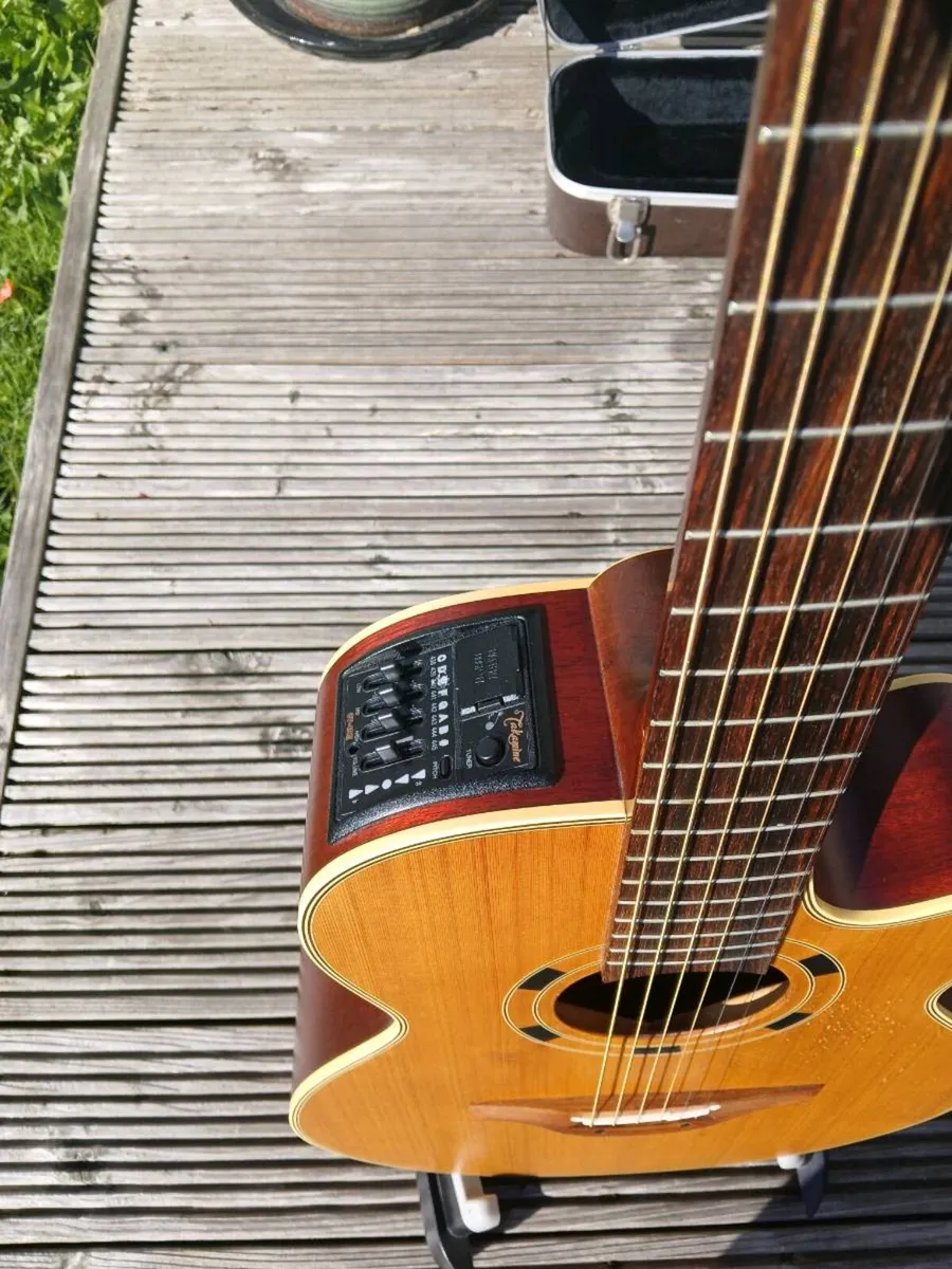 1998 Japanese Takamine EN30 C and original case - Image 4