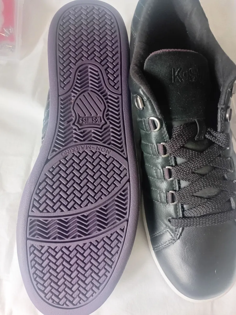 Mens trainers - Image 1