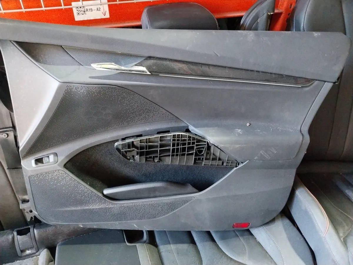 2025 SKODA ENYAQ Leather Interior - Image 3