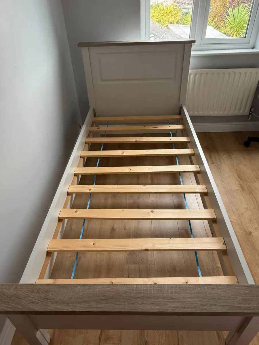 Bedframe - Image 3