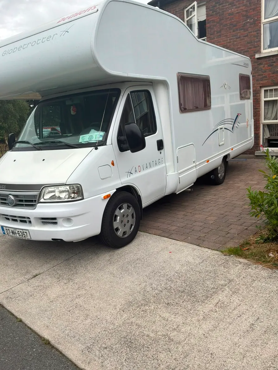 2007 motorhome - Image 3