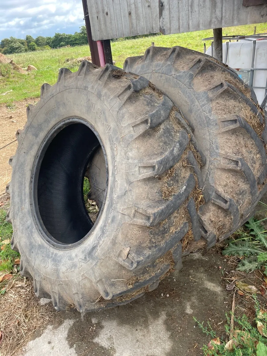 JCB Tyres