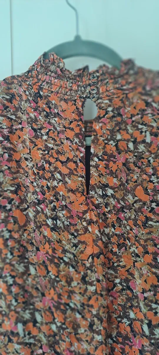 In Wear dress - Image 3