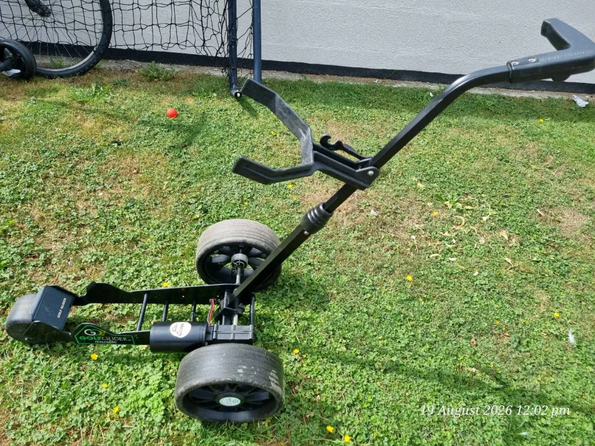 Golf Glider - Image 1