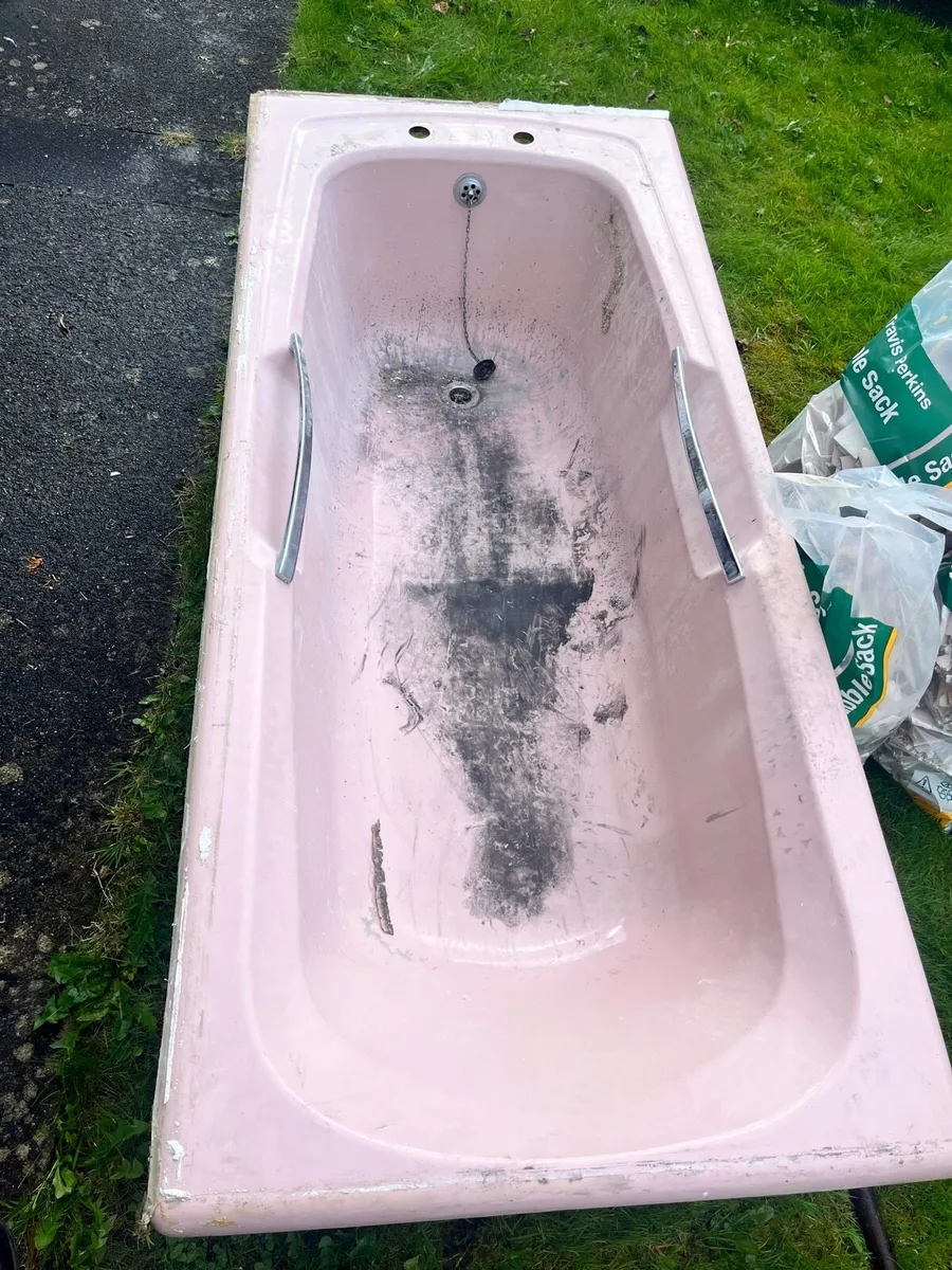 Pink Bath - Image 3