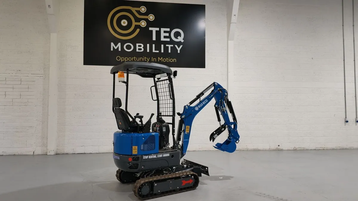 Rippa R10 Mini Digger Excavator - Image 4
