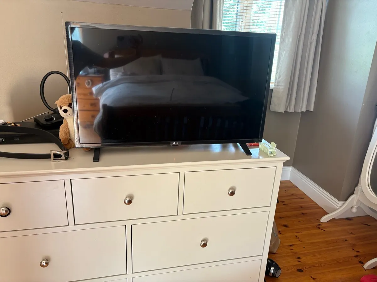Tv - Image 2