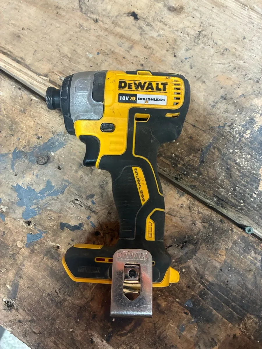 Dewalt bundle - Image 2