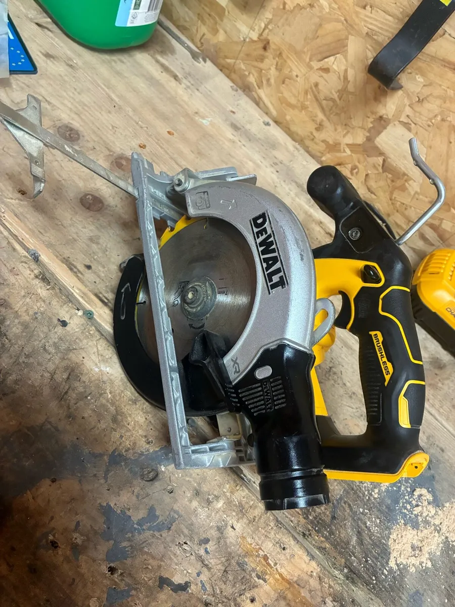 Dewalt bundle - Image 3
