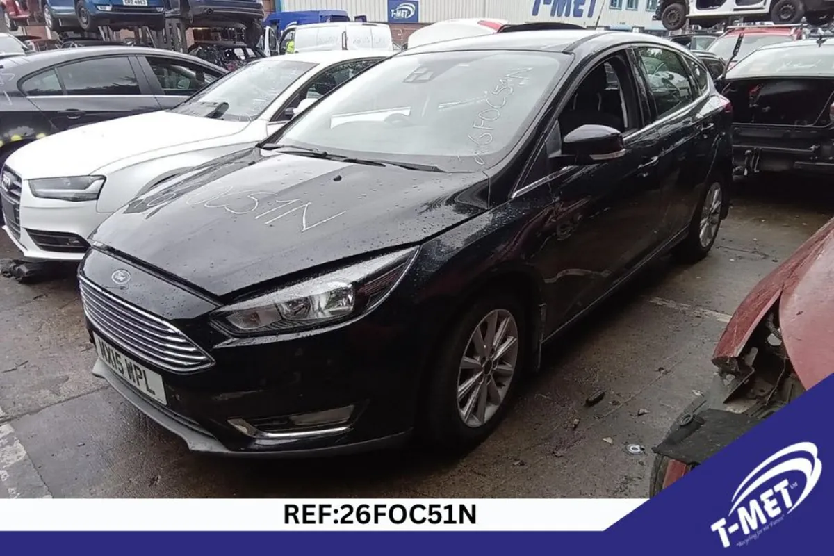 2015 FORD FOCUS BREAKING FOR PARTS - Image 3