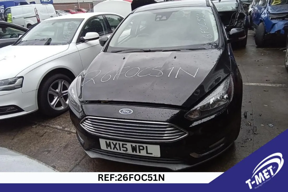 2015 FORD FOCUS BREAKING FOR PARTS - Image 2