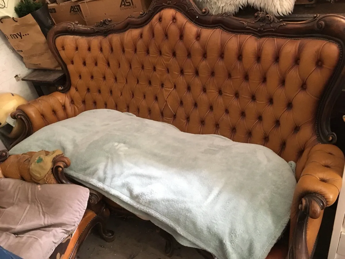 Couch and two chairs, ideal for upcycling project - Image 1