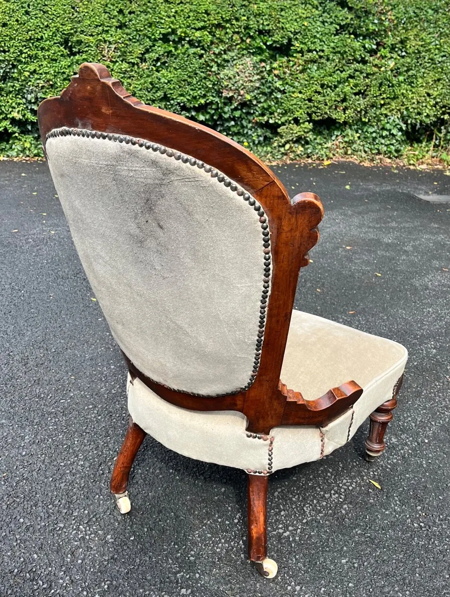 Antique chair - Image 2