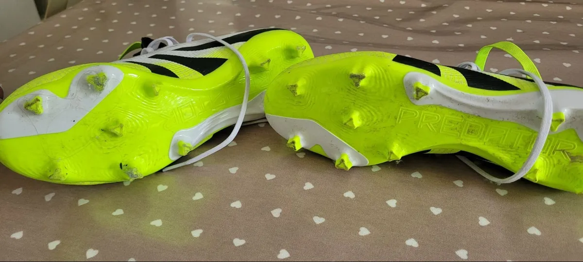 Adidas Predator Football boots - Image 4
