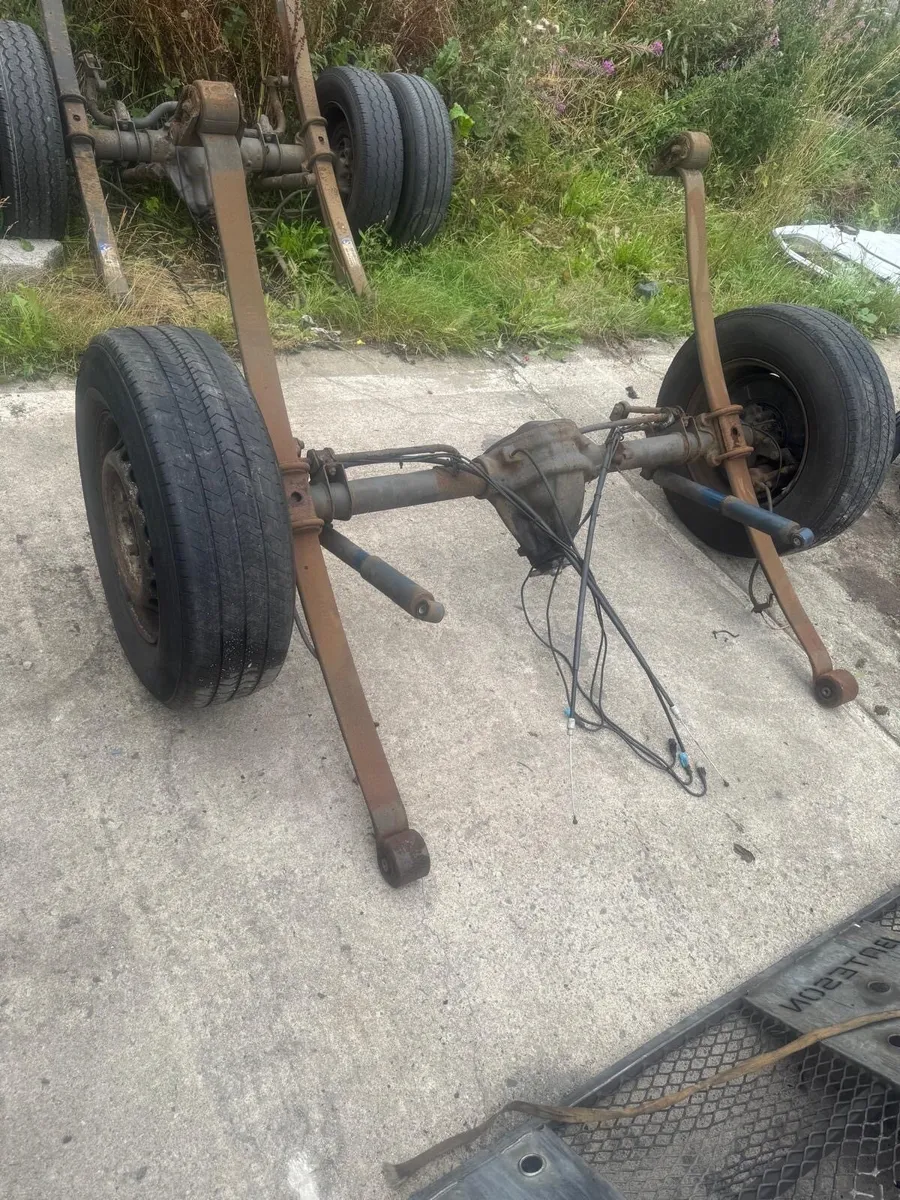 2006-2018 Mercedes-Benz Sprinter Rear Axle - Image 2
