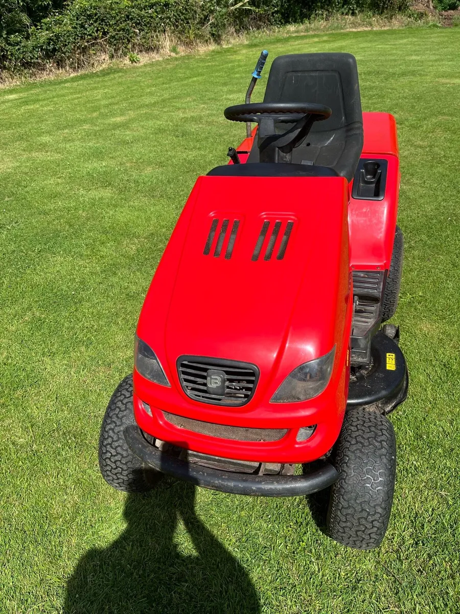 Tractor mower - Image 1
