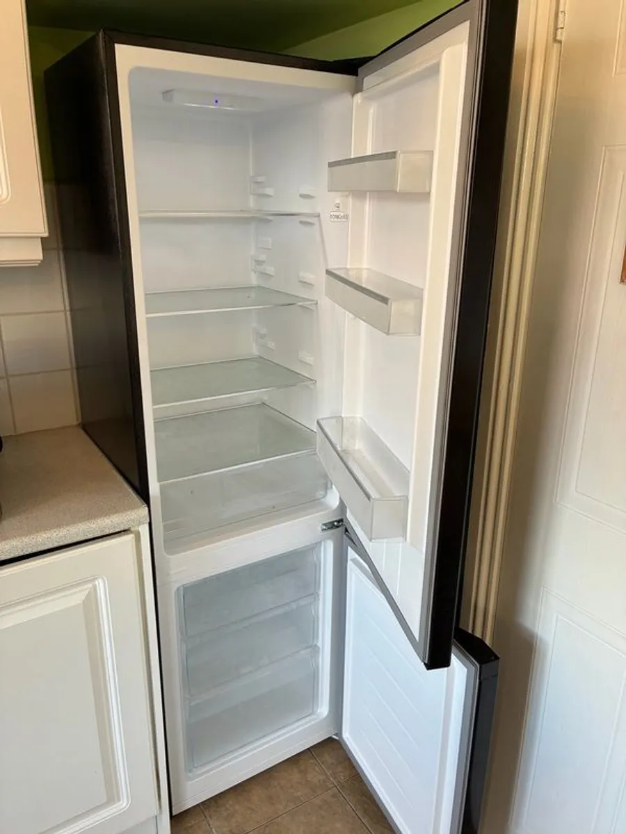 Fridge - Image 2