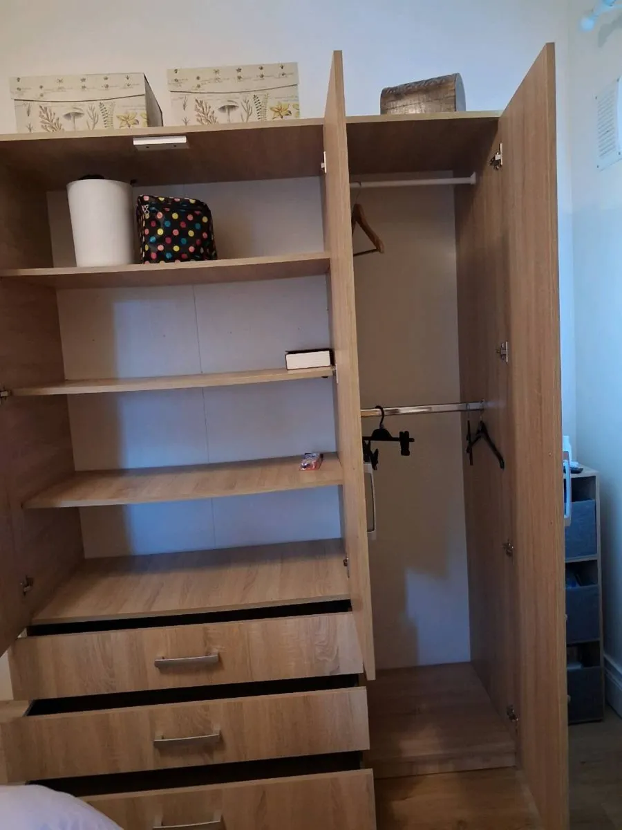 Large wardrobe - Image 3