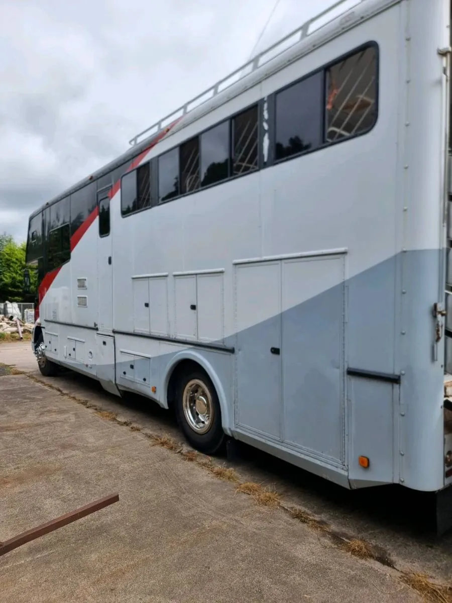 Horse lorry 18 Tonne - Image 3
