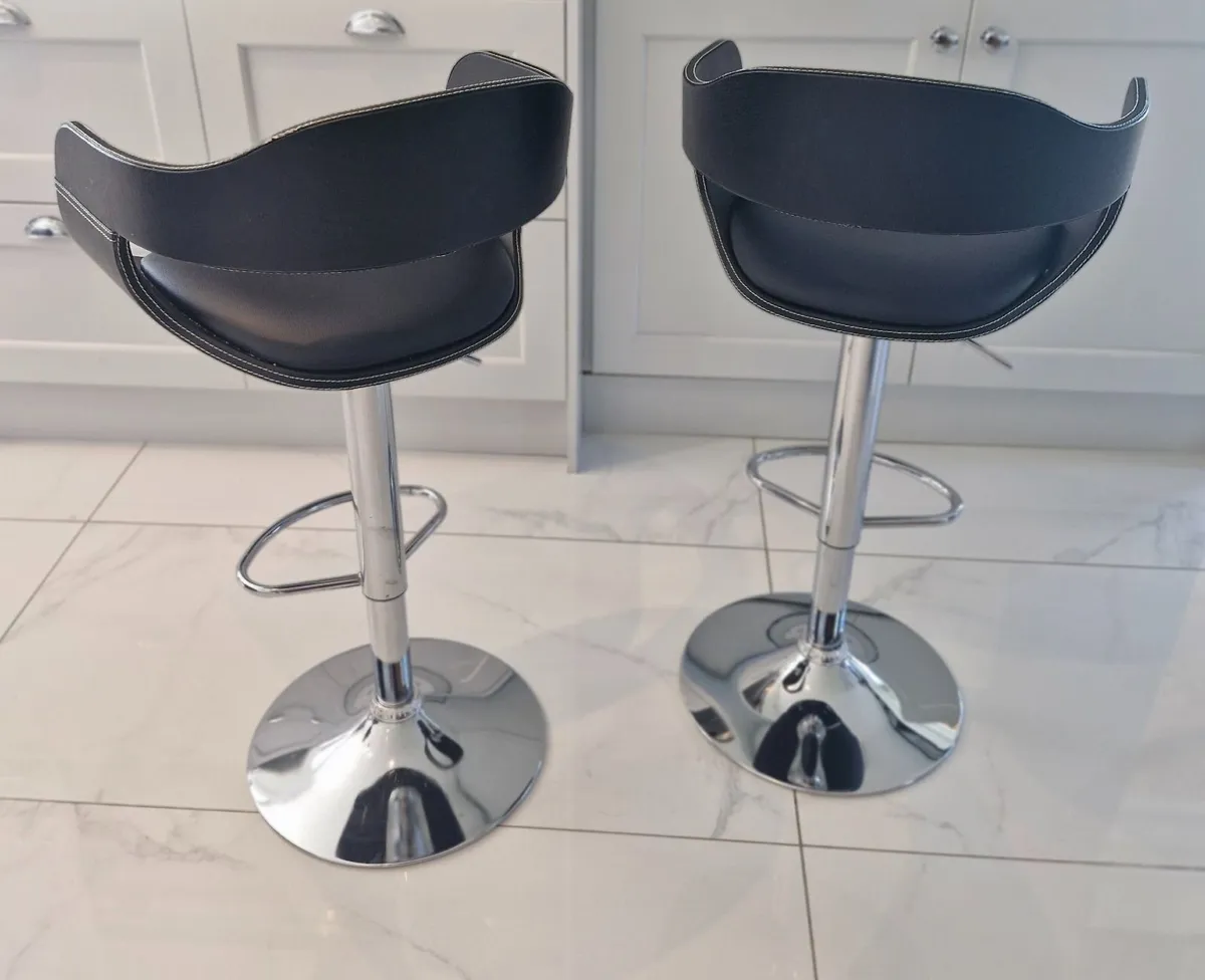 Black Contemperory Bar Stools - Image 2