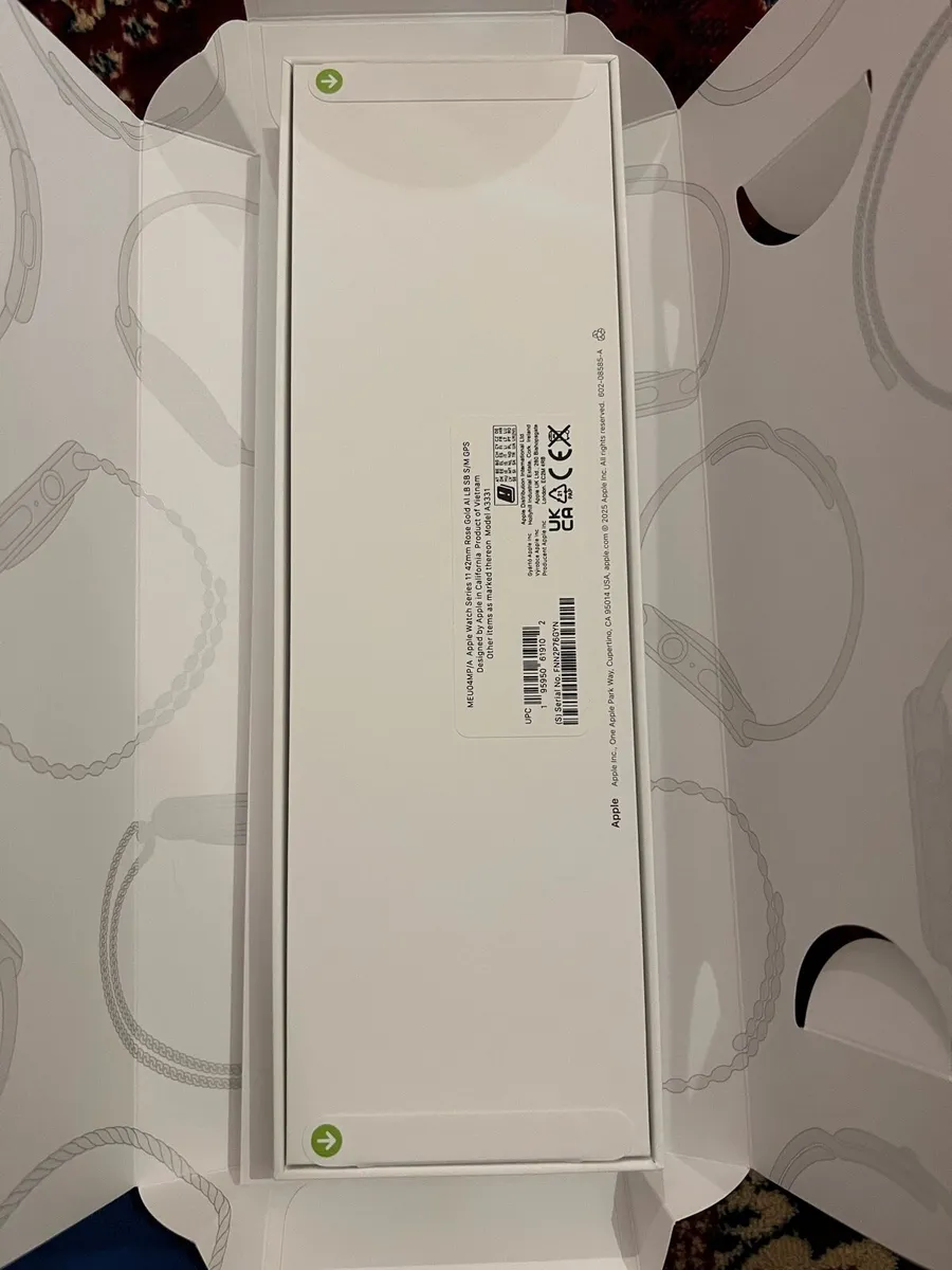 Apple watch series 11. 42 rose gold +gps - Image 2