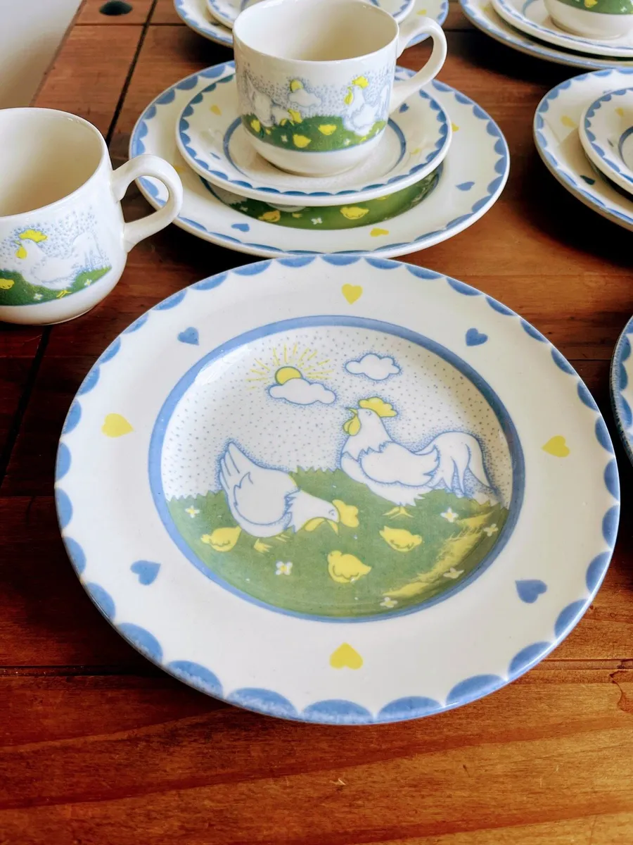 1970s 18 piece English  Ironstone Breakfast set - Image 1