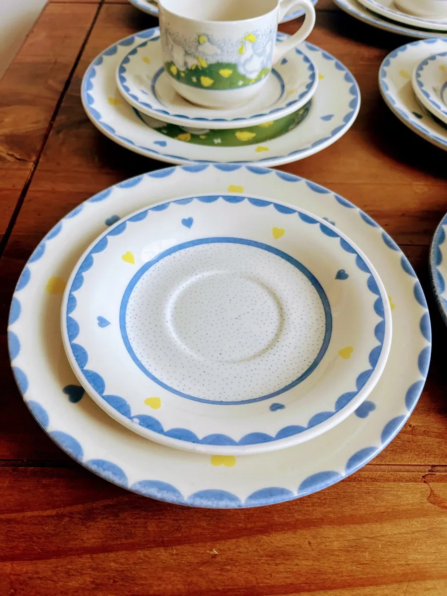 1970s 18 piece English  Ironstone Breakfast set - Image 4