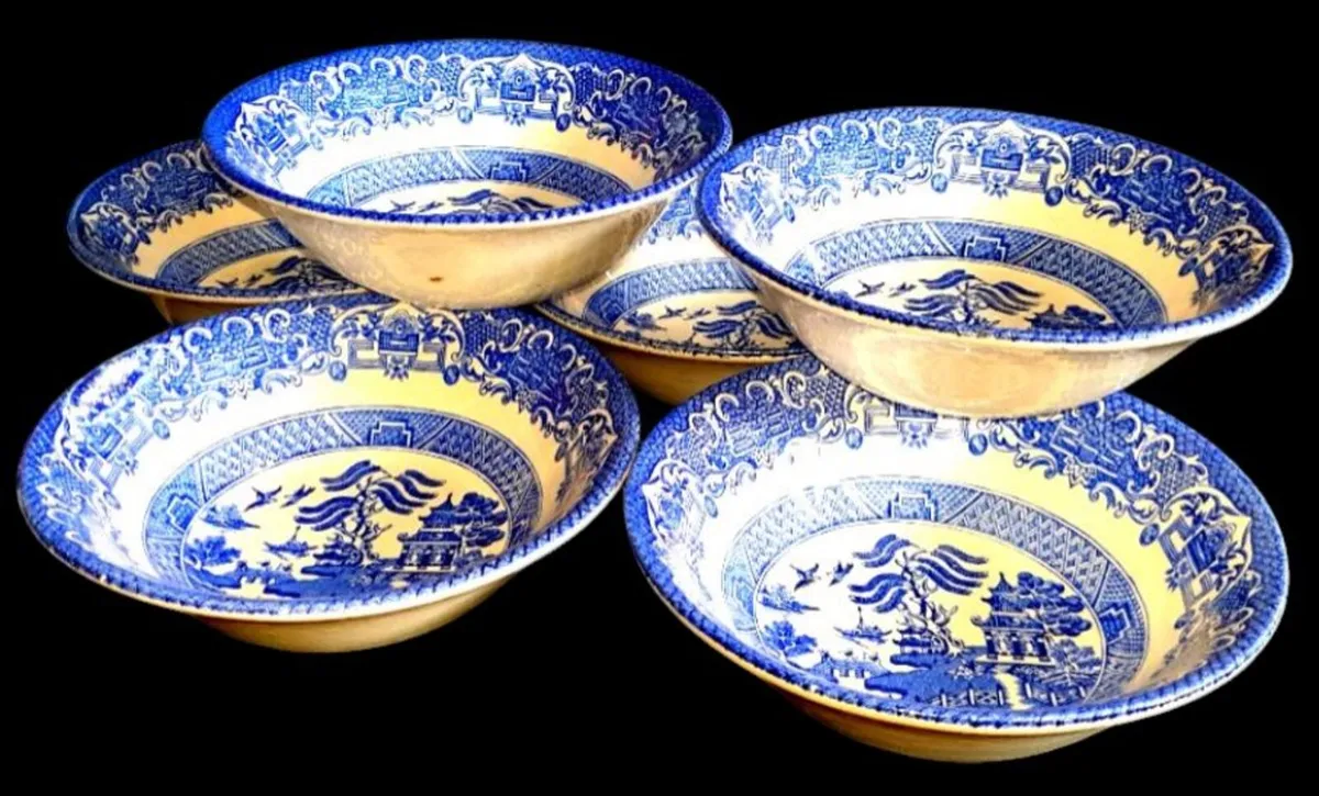6 Vintage EIT Blue Willow Bowls-Pristine - Image 2